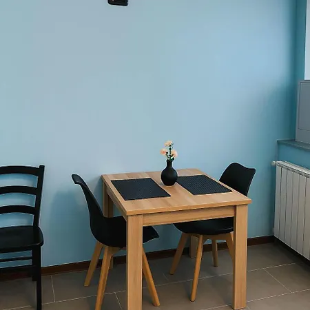 Malpensa House 27 - Taxi Service For Mxp 25 Euro Lonate Pozzolo