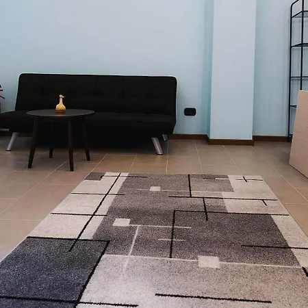 Malpensa House 27 - Taxi Service For Mxp 25 Euro *